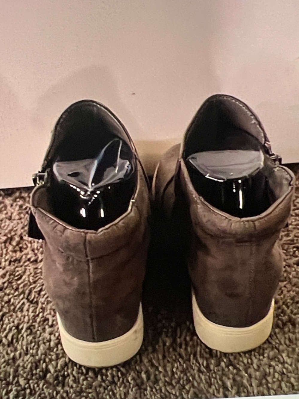 Universal Thread suede platform Boots - Picture 3 of 6